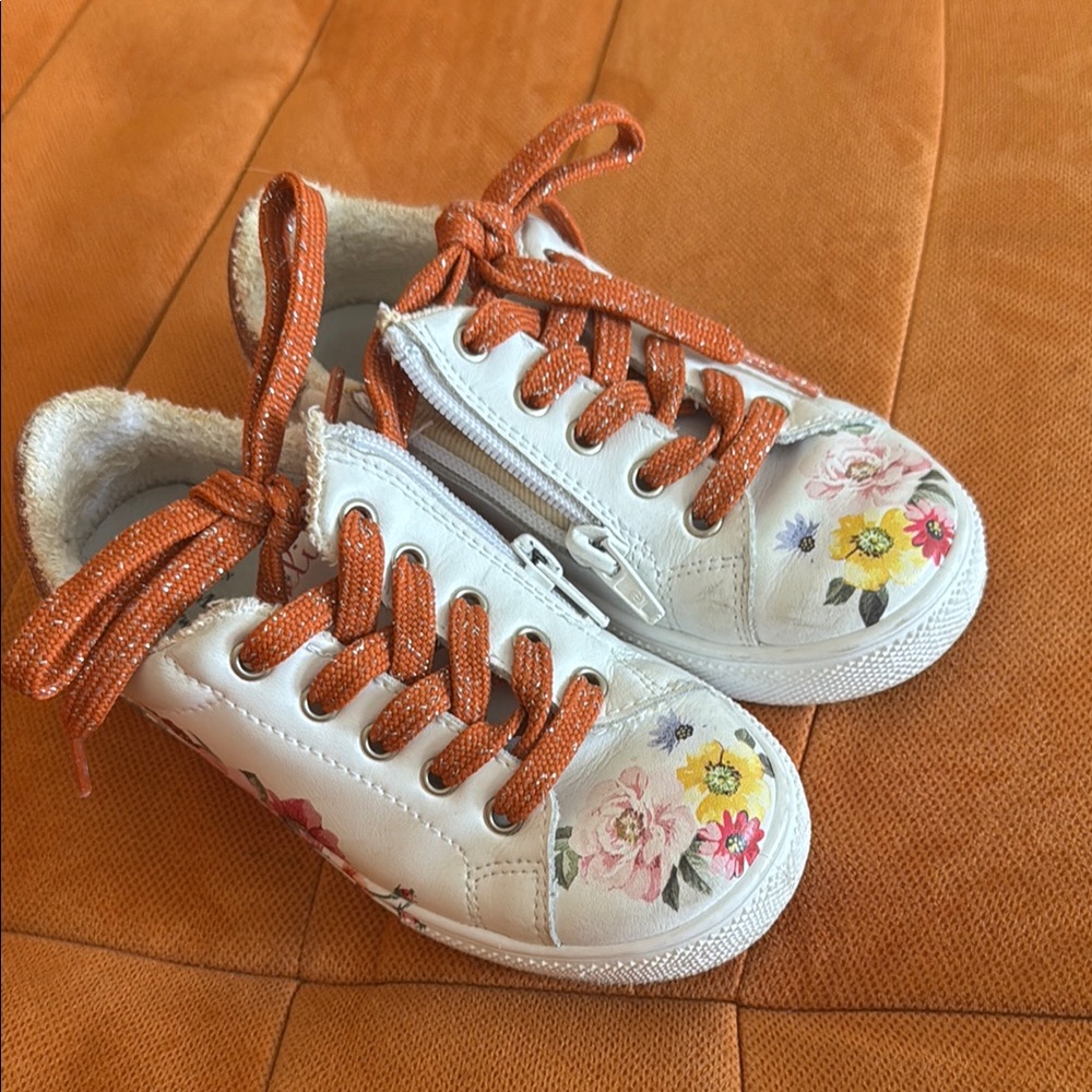Monnalisa Floral Kids Sneakers with Orange Laces